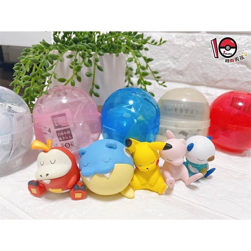 Figuras Colección Dormidos Esfera Pikachu Mew Regalo
